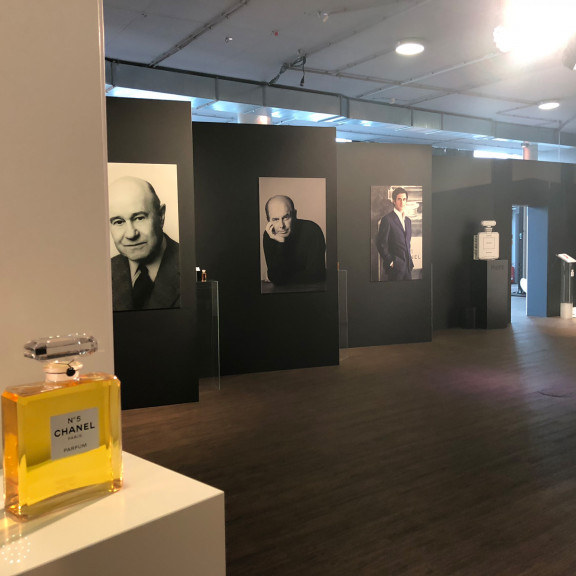 westhafenpier ausstellungen fashionweek fahrzeug 02